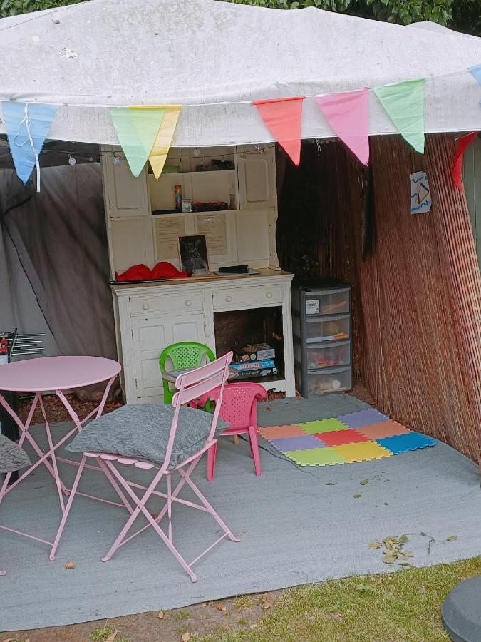 The White Dove Bed And Breakfast With Glamping Newark Showground Zewnętrze zdjęcie